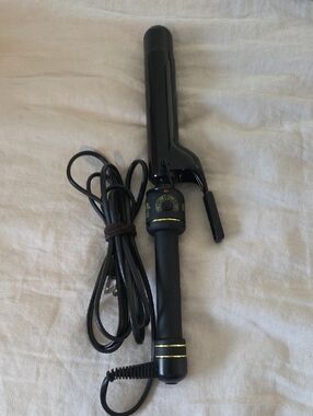 Black Curling Iron Hair Wand - Professional Styling Tool